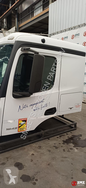 قطع غيار الآليات الثقيلة Mercedes Occ cabine...