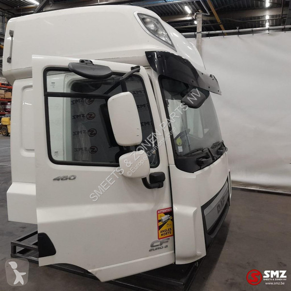 قطع غيار الآليات الثقيلة DAF Occ cabine DAF