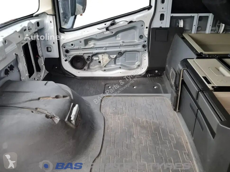 قطع غيار الآليات الثقيلة Volvo