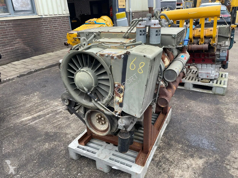 Náhradní díly pro kamiony Deutz V8 Engine...