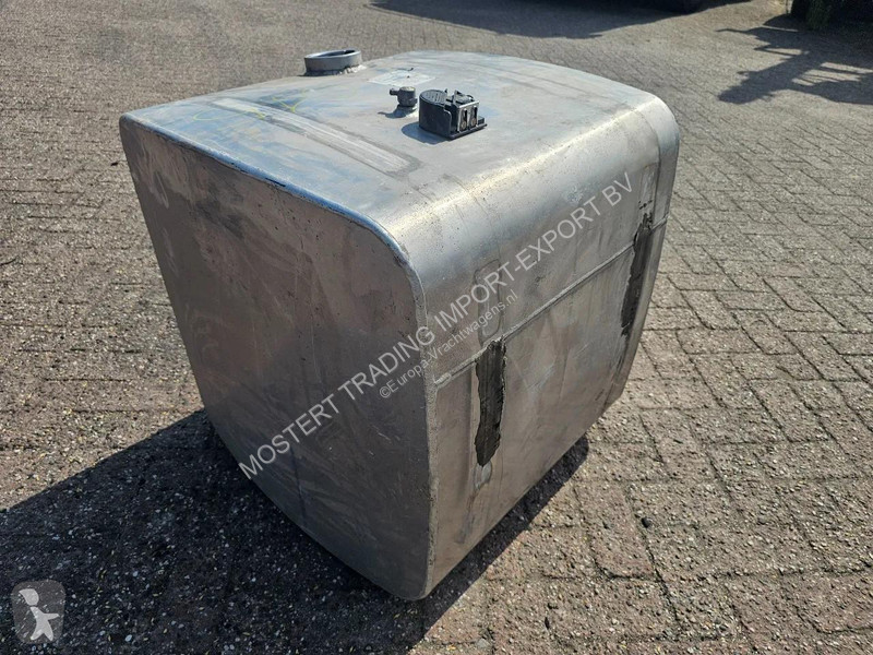 قطع غيار الآليات الثقيلة MAN Mercedes Actros...