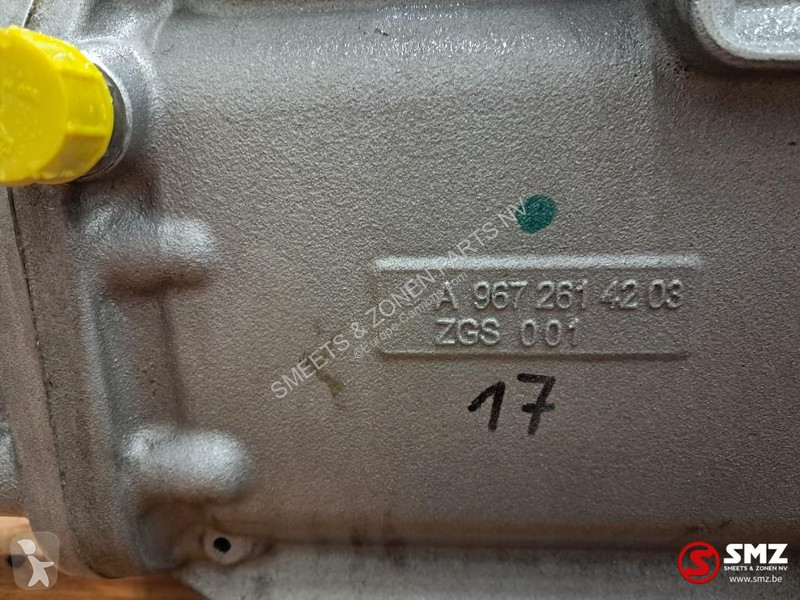 قطع غيار الآليات الثقيلة Mercedes...
