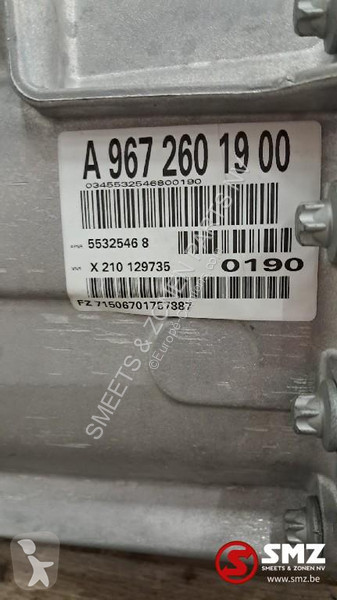 قطع غيار الآليات الثقيلة Mercedes...