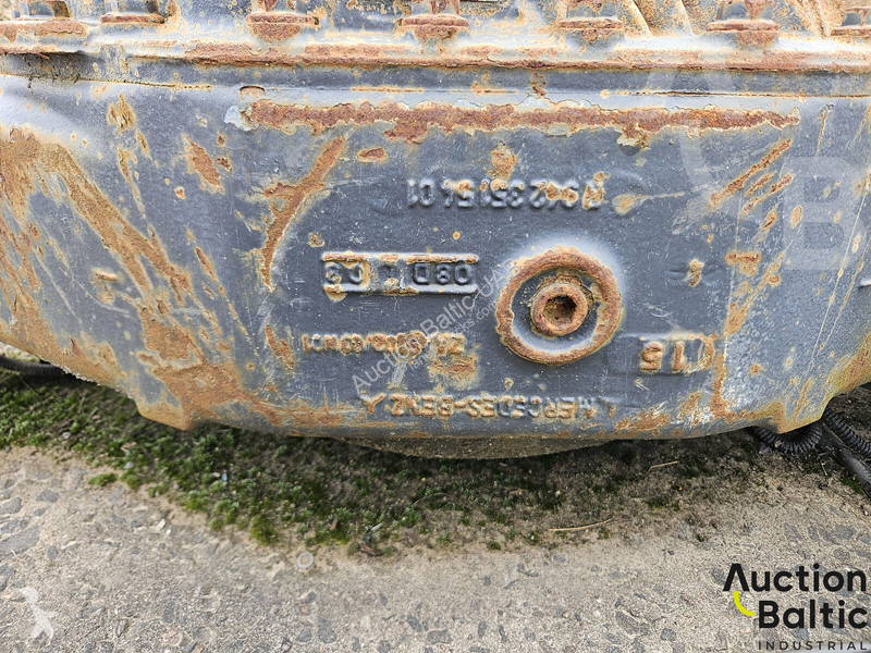 قطع غيار الآليات الثقيلة Mercedes rear axle