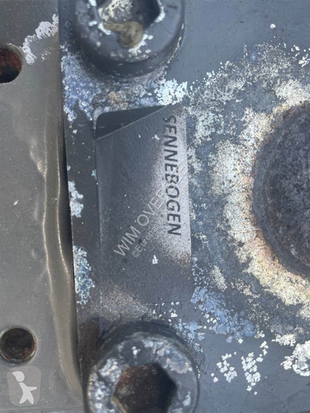 Vrachtwagenonderdelen  835E-109525-Axle/Achse/As
