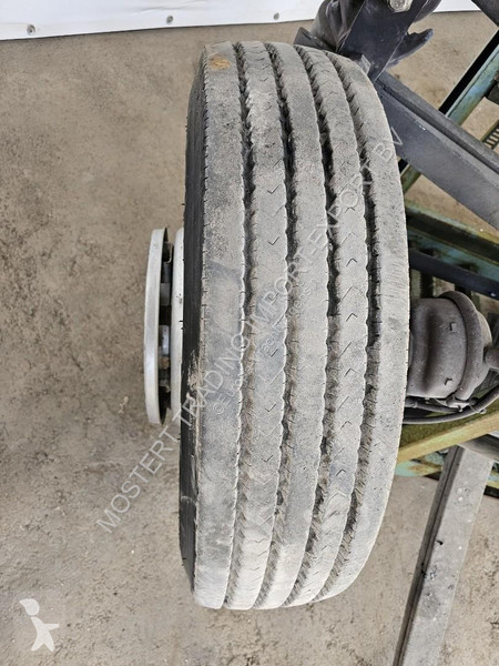 Pezzi di ricambio per mezzi pesanti Mercedes...