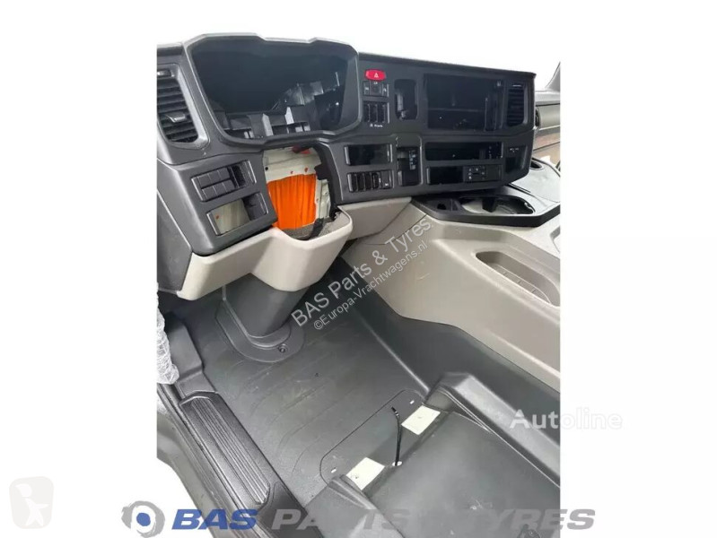 قطع غيار الآليات الثقيلة Scania
