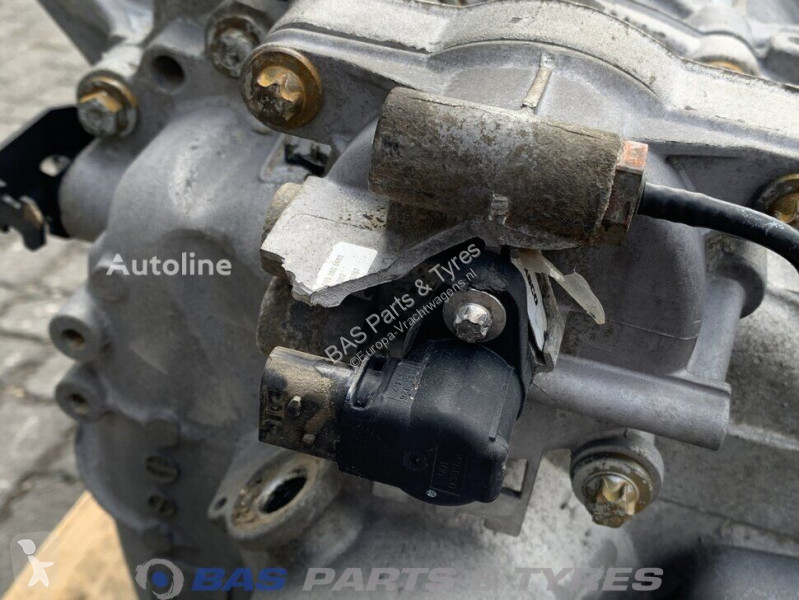 قطع غيار الآليات الثقيلة Mercedes