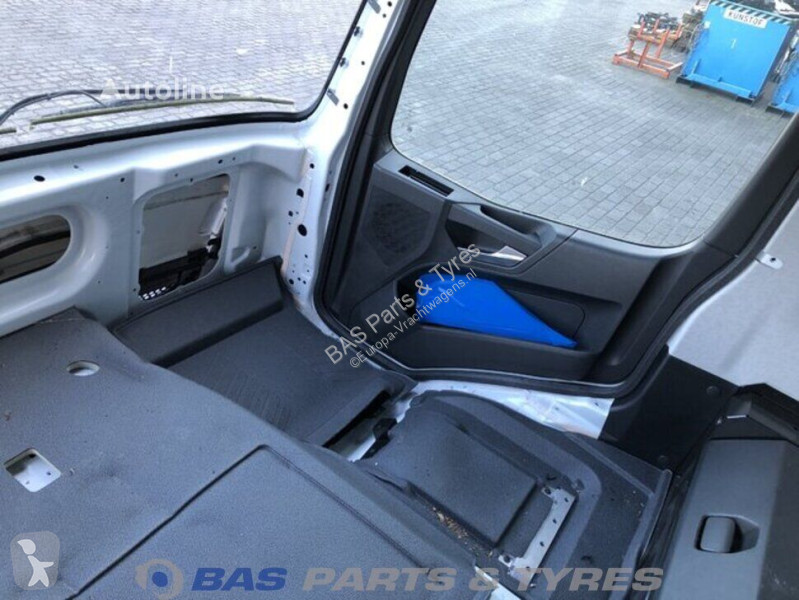 قطع غيار الآليات الثقيلة Mercedes