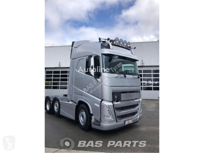 قطع غيار الآليات الثقيلة Volvo