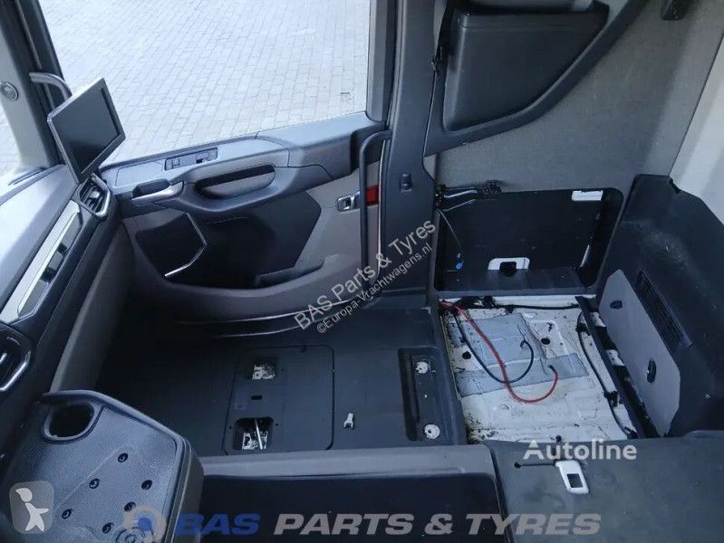 قطع غيار الآليات الثقيلة Scania