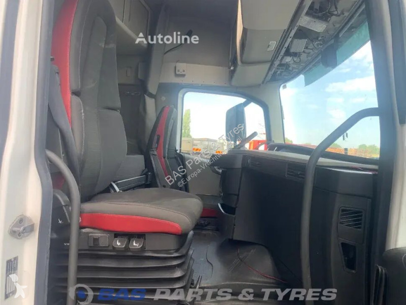 قطع غيار الآليات الثقيلة Volvo