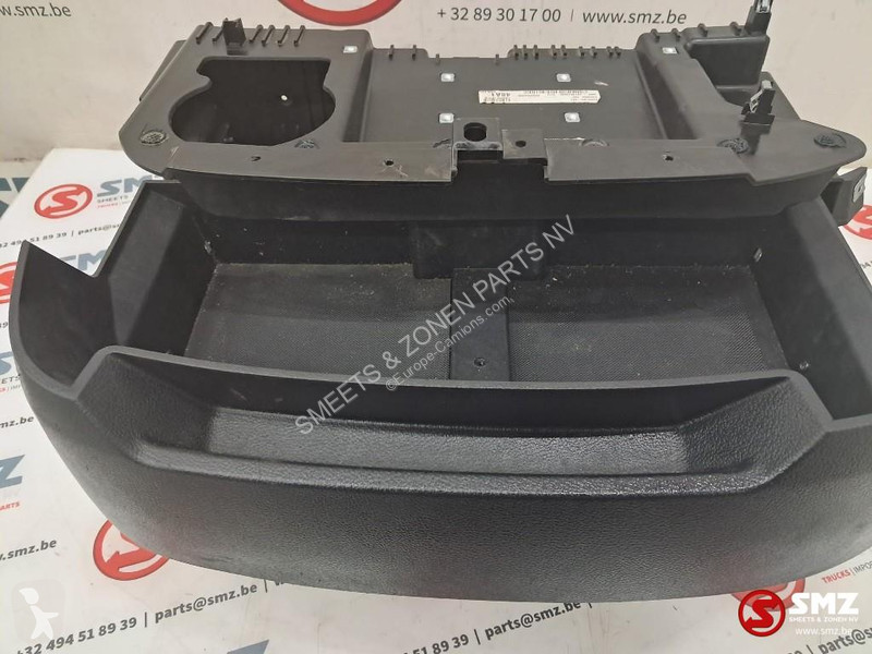 قطع غيار الآليات الثقيلة Ford Occ middenconsole...