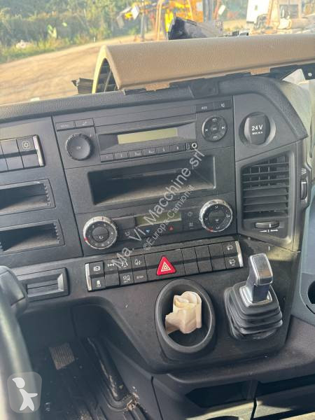 قطع غيار الآليات الثقيلة Mercedes