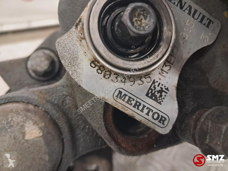 قطع غيار الآليات الثقيلة Renault Occ remklauw...