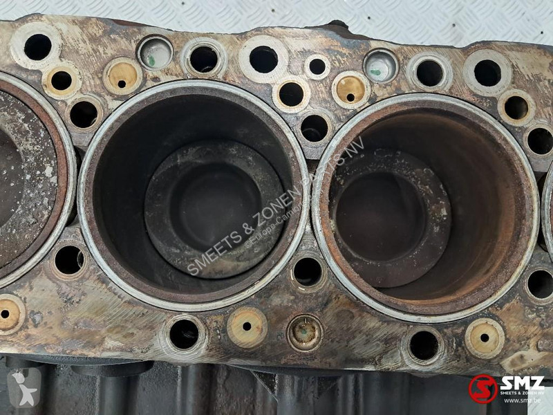 قطع غيار الآليات الثقيلة Iveco Occ motorblok...