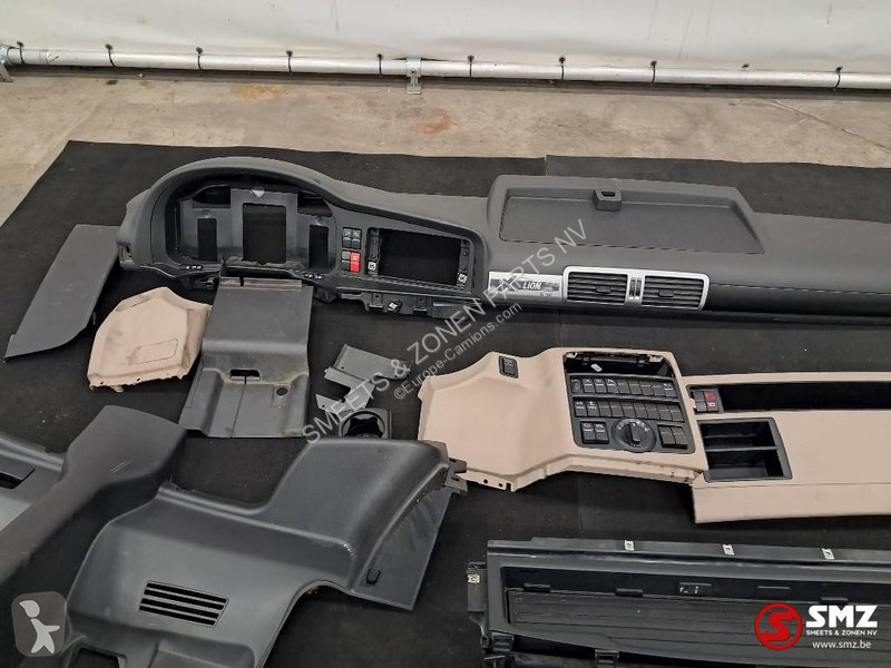 قطع غيار الآليات الثقيلة MAN Occ dashbordset...