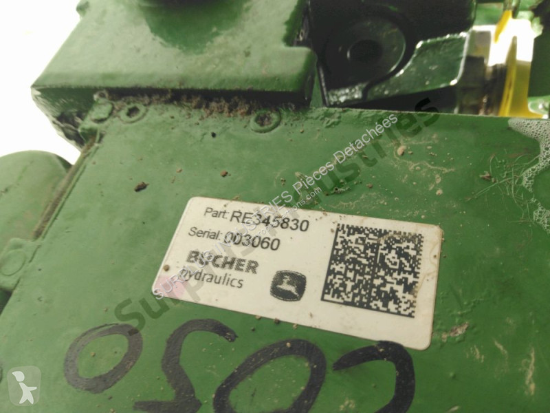 قطع غيار الآليات الثقيلة John Deere 8345R