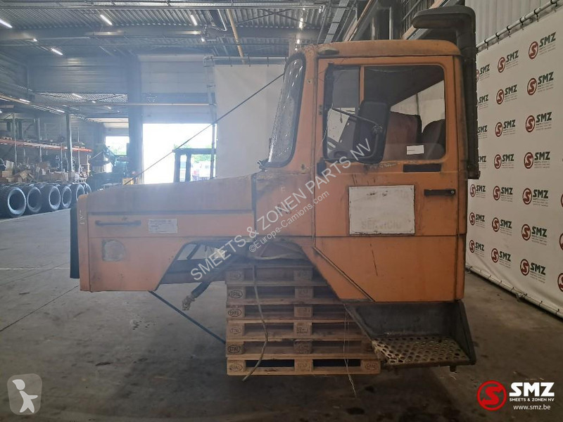 قطع غيار الآليات الثقيلة Iveco Occ Cabine Iveco...