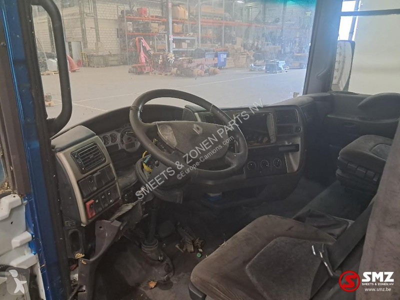 قطع غيار الآليات الثقيلة Renault Occ Cabine...