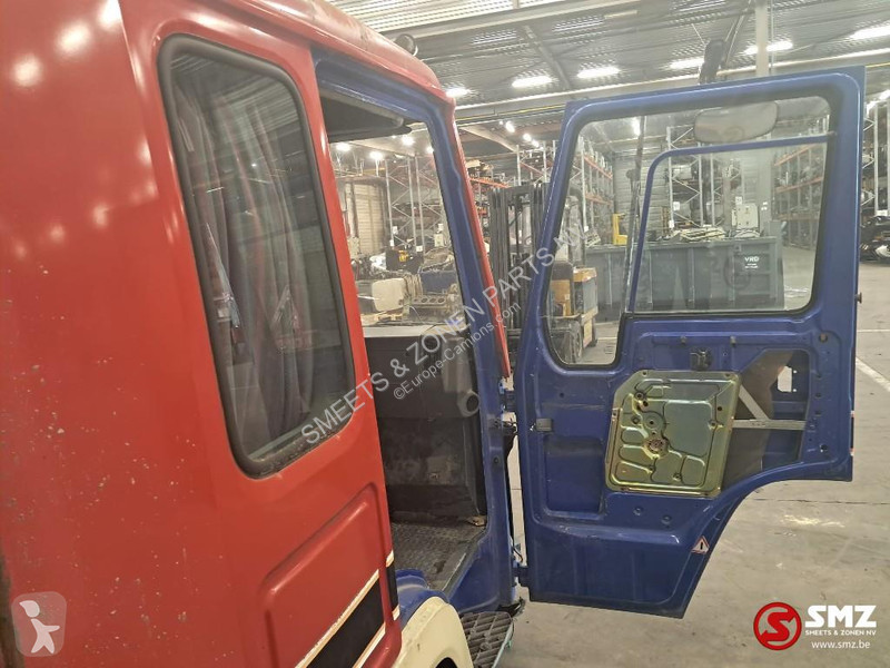 قطع غيار الآليات الثقيلة Volvo Occ Cabine Volvo