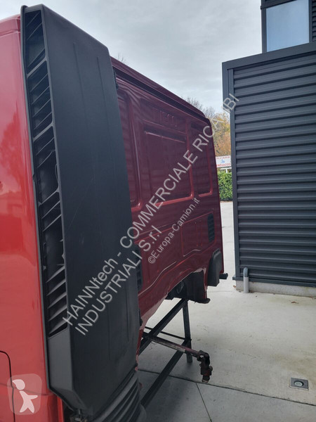Pezzi di ricambio per mezzi pesanti Iveco...