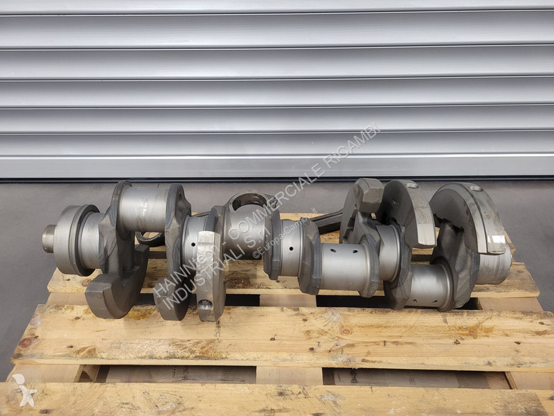 قطع غيار الآليات الثقيلة Scania