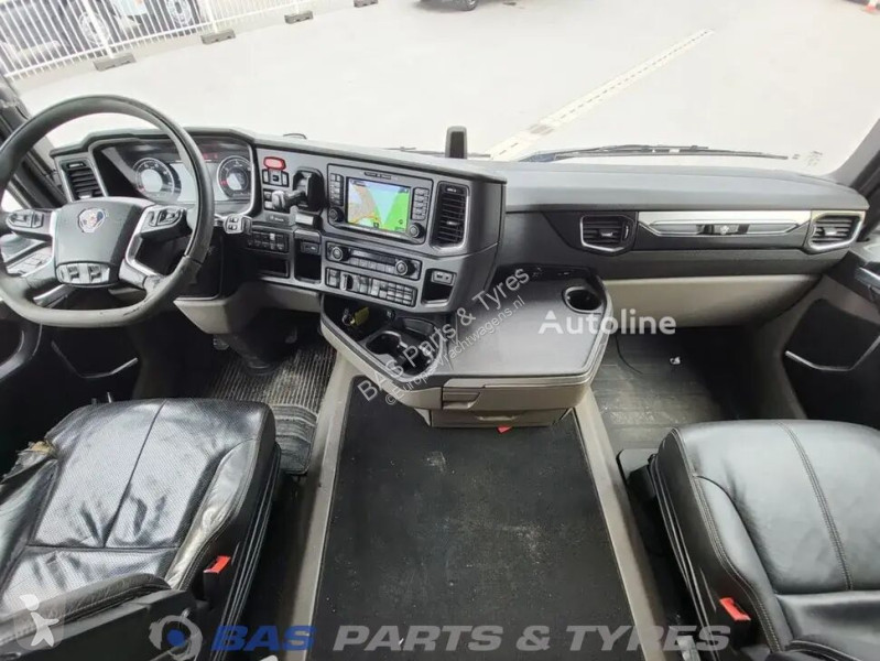 قطع غيار الآليات الثقيلة Scania