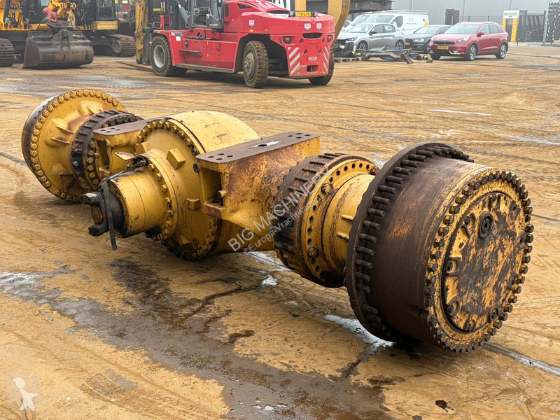 Teherautó-alkatrészek Caterpillar 990 axle