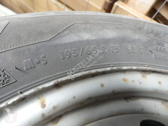 Teherautó-alkatrészek  195/65 R15