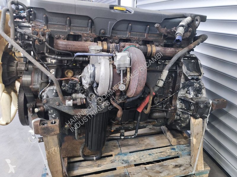 Teherautó-alkatrészek Iveco F3AE3681 CURSOR 10...