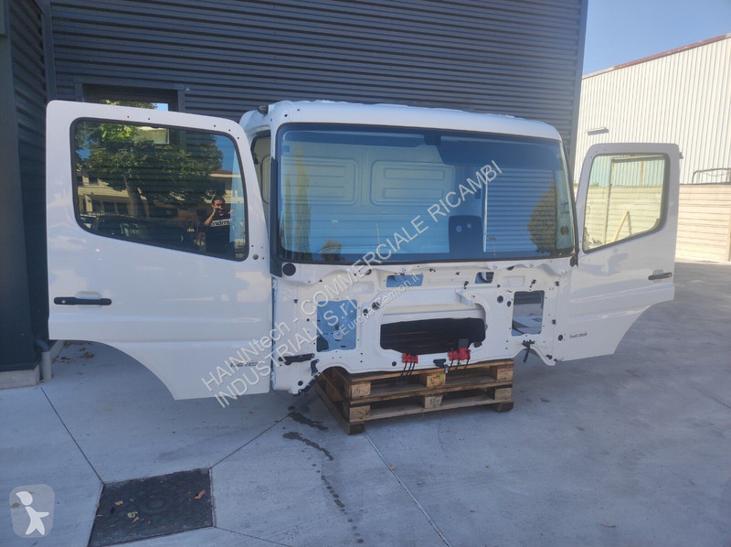 قطع غيار الآليات الثقيلة Mercedes ATEGO 4...