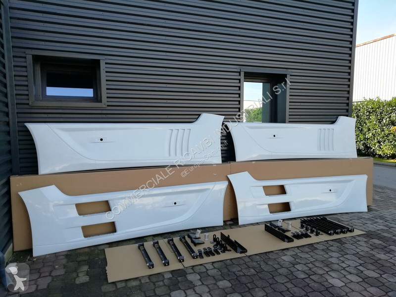 قطع غيار الآليات الثقيلة Mercedes AROCS ACTROS...