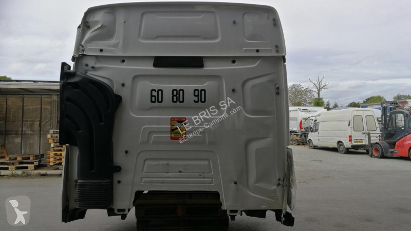 Pièces poids lourds Renault  T440 CABINE...