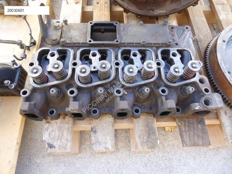 Náhradní díly pro kamiony Iveco Moteur...
