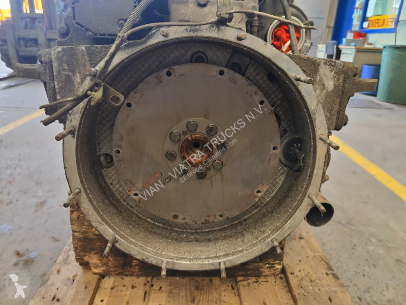 Vrachtwagenonderdelen Iveco F4AE0681*D (210HP...