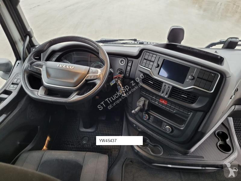 Náhradní díly pro kamiony Iveco Cabine  NP 460...