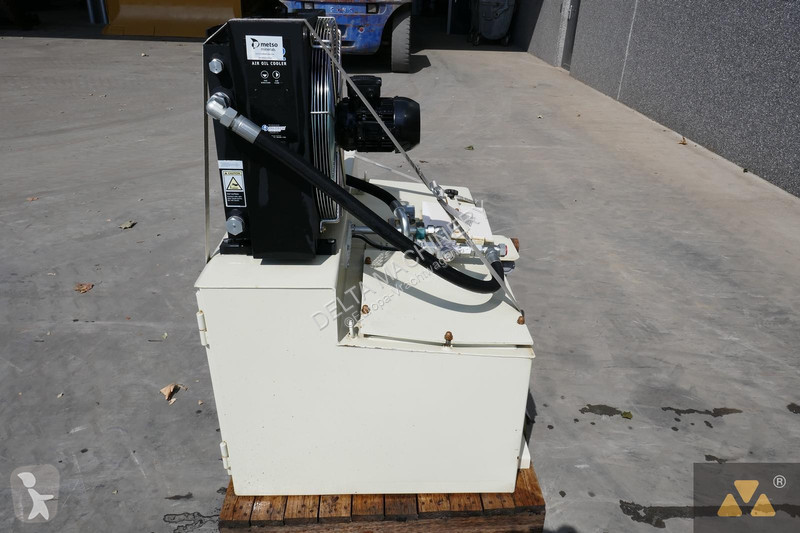 قطع غيار الآليات الثقيلة Metso Hydraulic and...