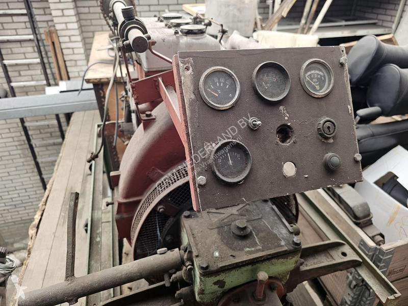 Peças pesados  15 HP OLD SHIPS DIESEL ENGINE...