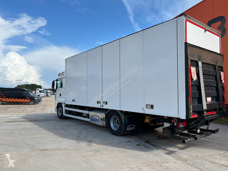 Camion MAN 18.400 4x2 ADR AT / BOX L=8189 mm