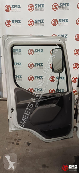 قطع غيار الآليات الثقيلة Renault Occ cabine...