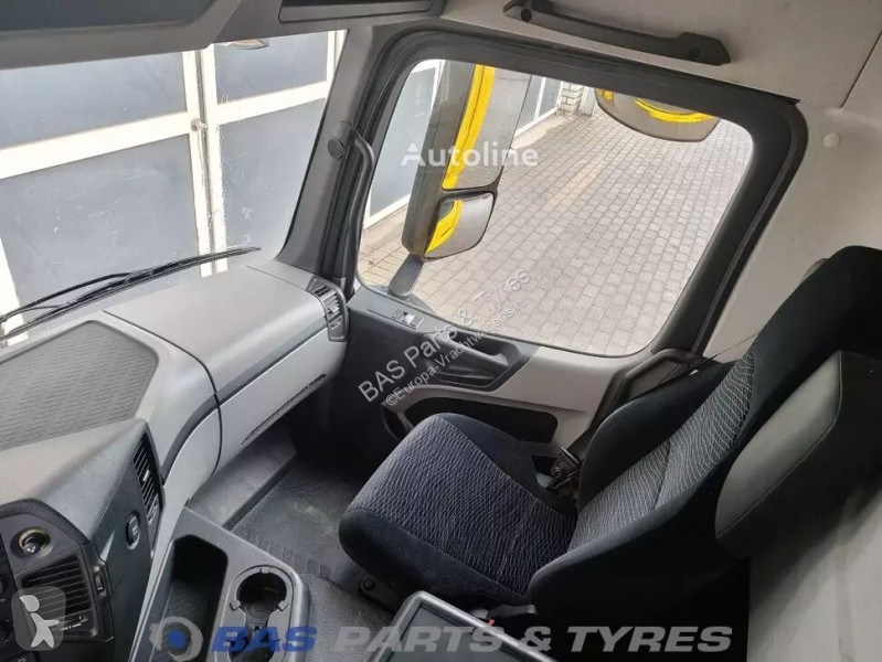 قطع غيار الآليات الثقيلة Mercedes