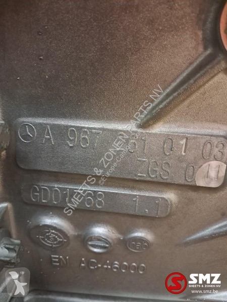 قطع غيار الآليات الثقيلة Mercedes...