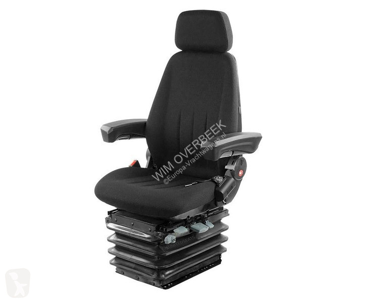 قطع غيار الآليات الثقيلة  Seats HIGHLANDER...