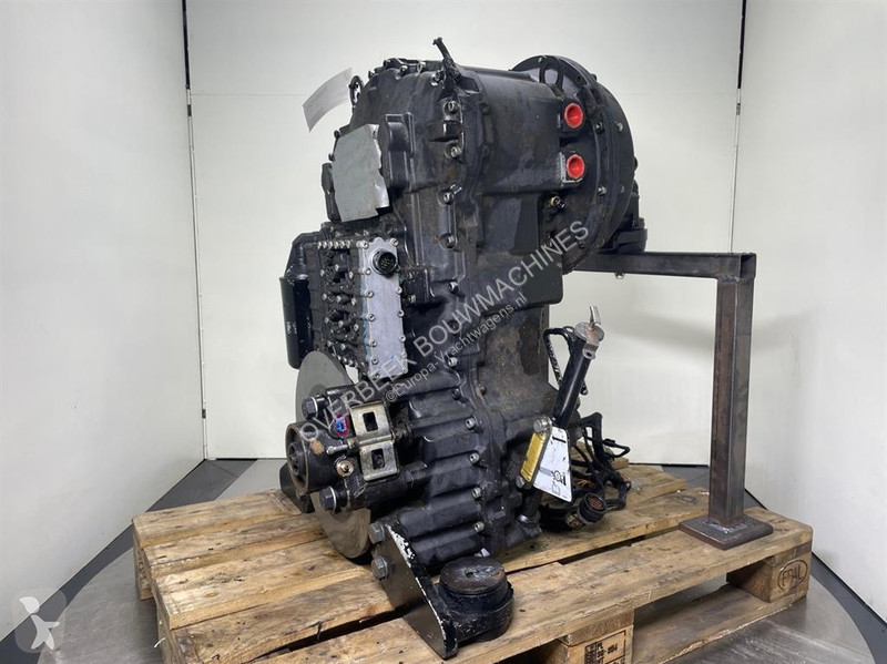 Запчасти для грузовика New Holland W110C-ZF...