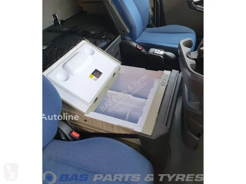 قطع غيار الآليات الثقيلة Volvo