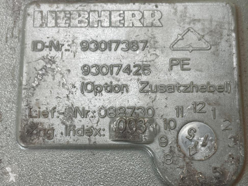 قطع غيار الآليات الثقيلة Liebherr...
