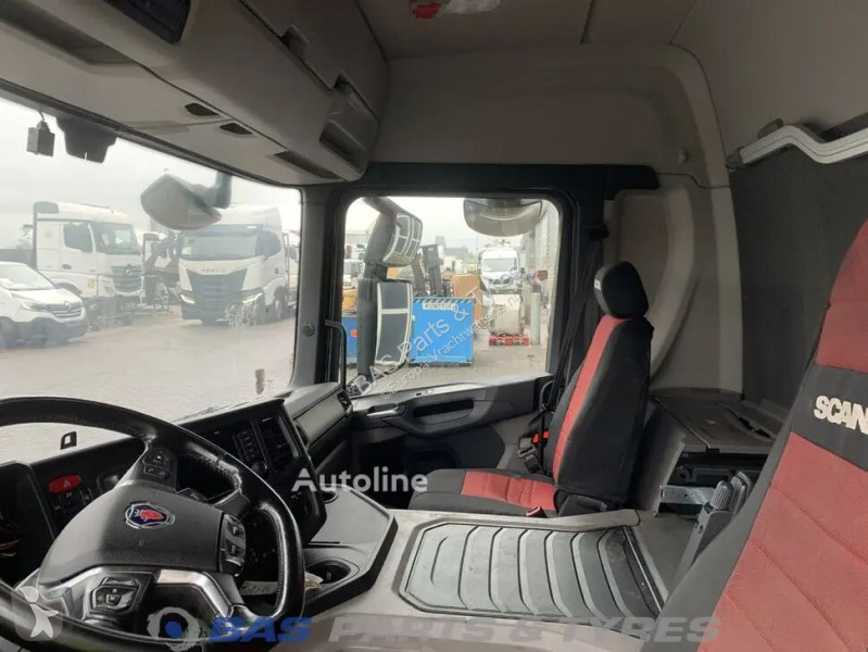 قطع غيار الآليات الثقيلة Scania