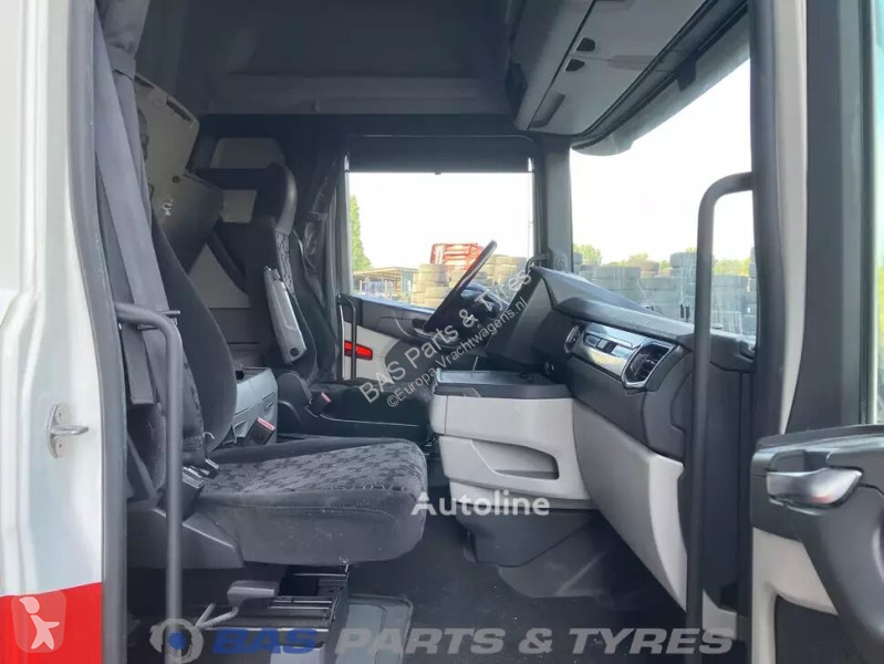 قطع غيار الآليات الثقيلة Scania