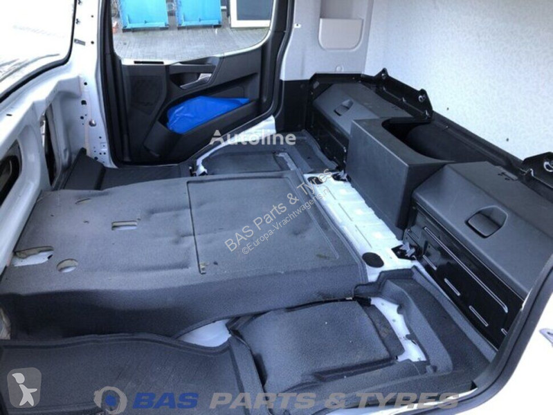 قطع غيار الآليات الثقيلة Mercedes